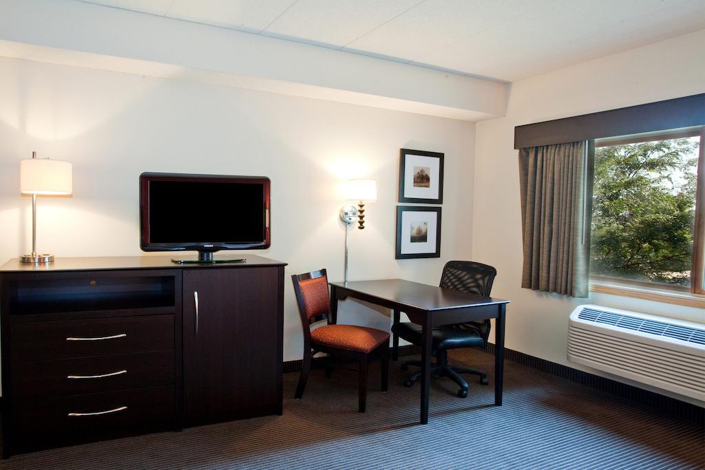 Americinn By Wyndham Chanhassen Exterior foto